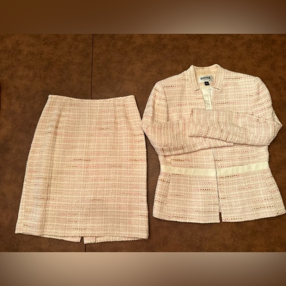 Kasper Pink tweed skirt and blazer set - Picture 3 of 3